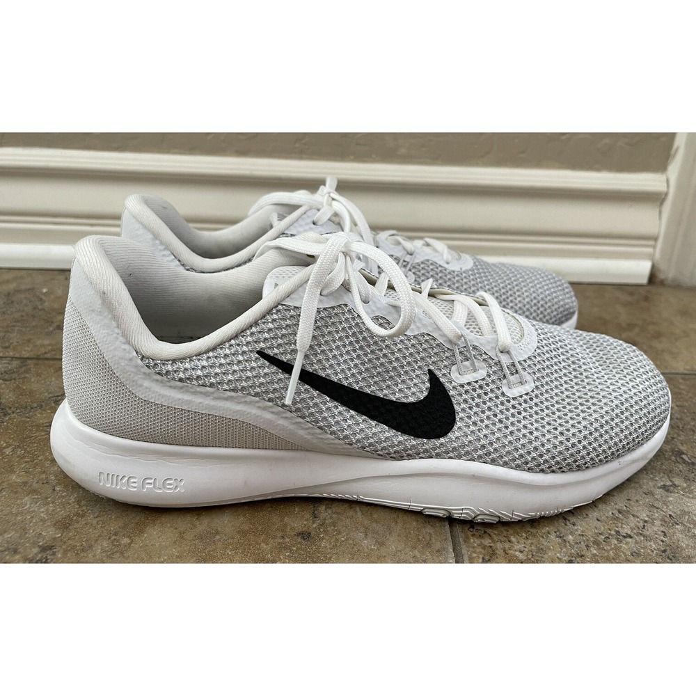 Women's Nike Training Flex TR7 Running Shoes Sz 10- 898479-100 No Insole